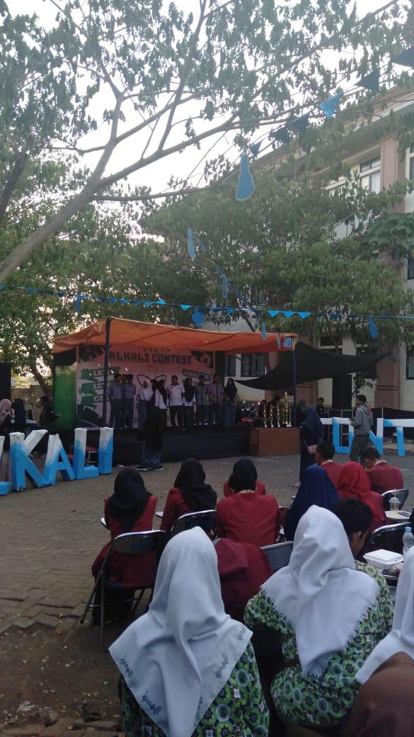 SMK SMAK Makassar menjadi juara umum lomba Alkali Contest di UNAIM  tingkat SMA/SMK/MA Se-Sulserbar